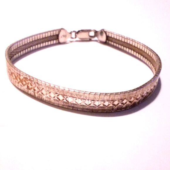 Vintage Sterling Silver Diamond Cut Mesh Back Bracelet - Picture 1 of 9